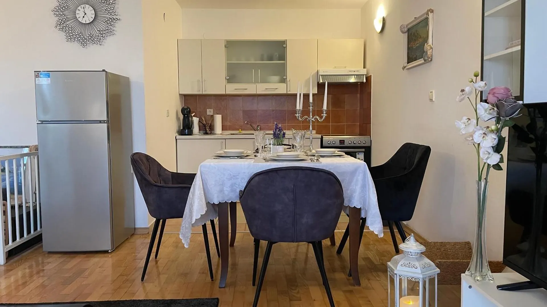 App Rebecca Apartment Brtonigla Croatia